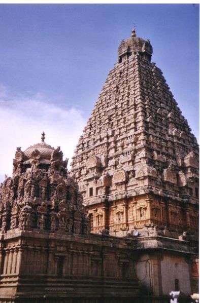 Храм Шивы в Танджавуре — один из ярких примеров архитектуры Чола.
