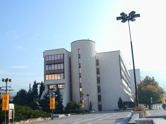 Здание Общины