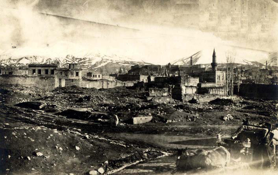 Город во время Первой Мировой войны.