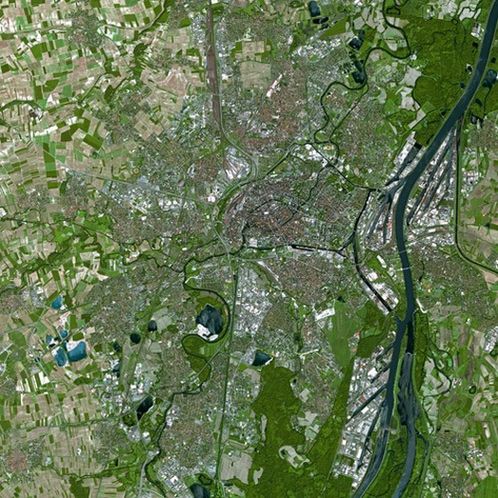 Вид на Страсбург со спутника