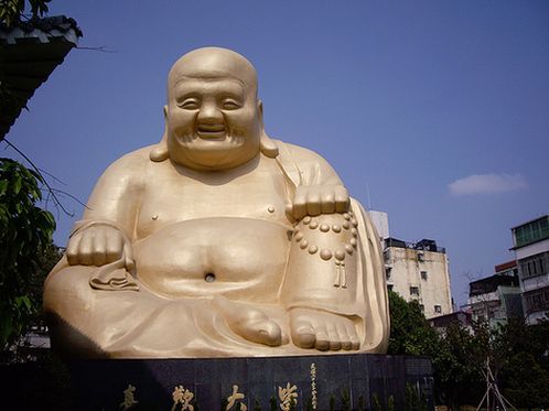 Большой Будда храма Баоцзюэ