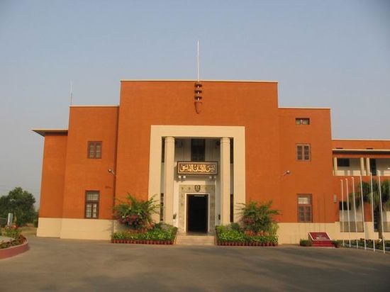 Здание школы военно-воздушных сил Пакистана.