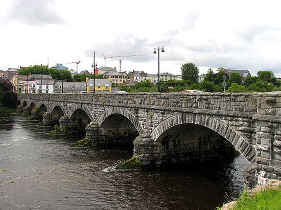 Мост через реку Лейн