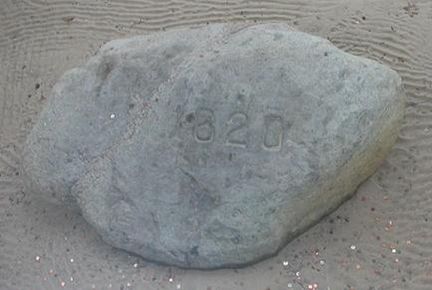 Плимутский камень