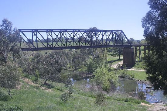 Железнодорожный мост через реку Ясс
