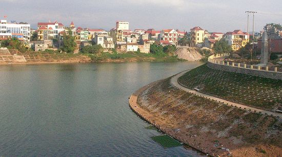 Река Кикунг в городе Лангшоне