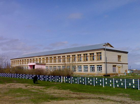 Школа на ул. Титова