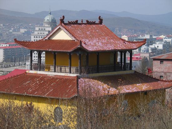 Вид на город из храма Гуаньлинь