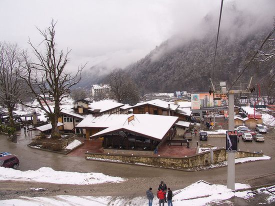 Нижняя станция горнолыжного комплекса «Альпика-Сервис»