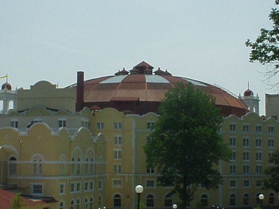 Купол отеля Уэст-Баден-Спрингс