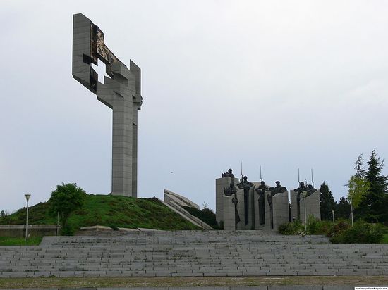 Памятник защитникам Стара-Загоры