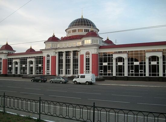 Здание железнодорожного вокзала в Саранске