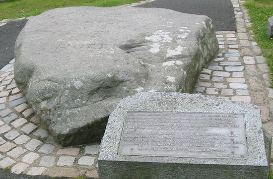 Предполагаемая могила святого Патрика в Даунпатрике