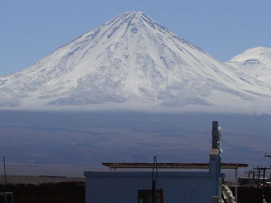 Вулкан Licancabur