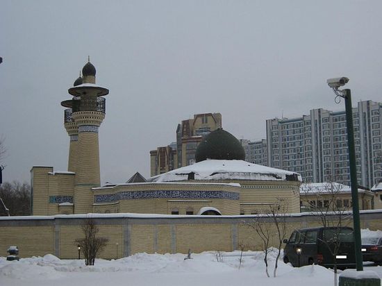 Мечеть Хатам Аль-Анбия на территории резиденции посла Ирана в Москве