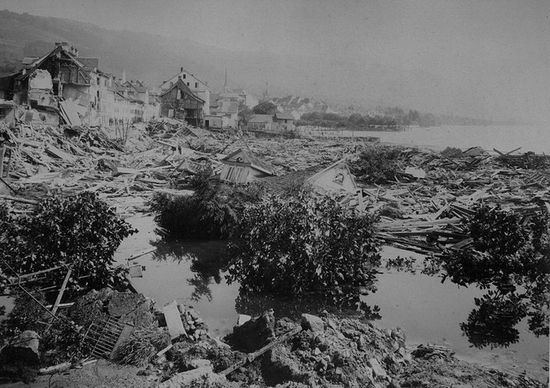 Пригороды Цуга, разрушенные в результаты подмыва берега 5 июля 1887