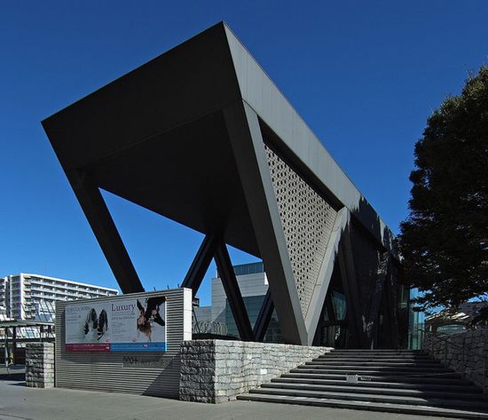 Токийский музей современного искусства