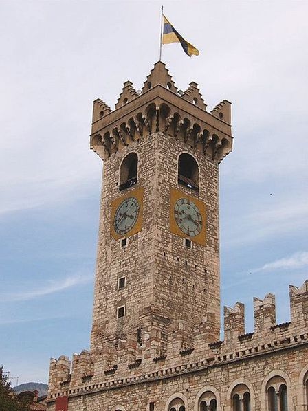 Башня палаццо Преторио