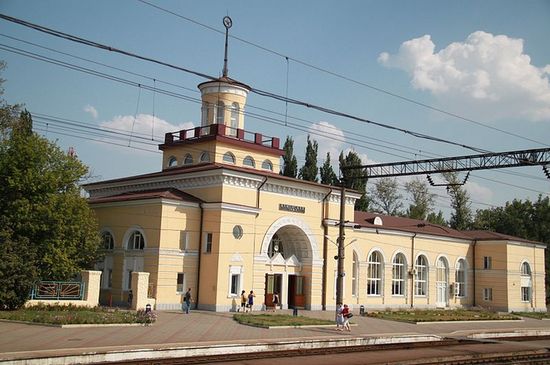 Вокзал станции Каменская