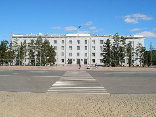 Здание акимата Павлодарской области.