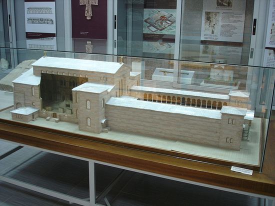 Реконструкця Старой базилики