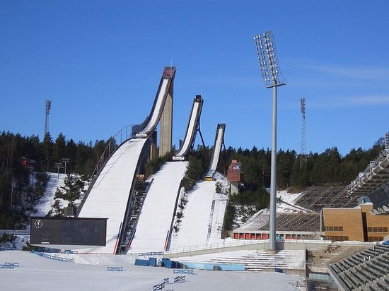 Лыжные трамплины в спортивном центре Лахти