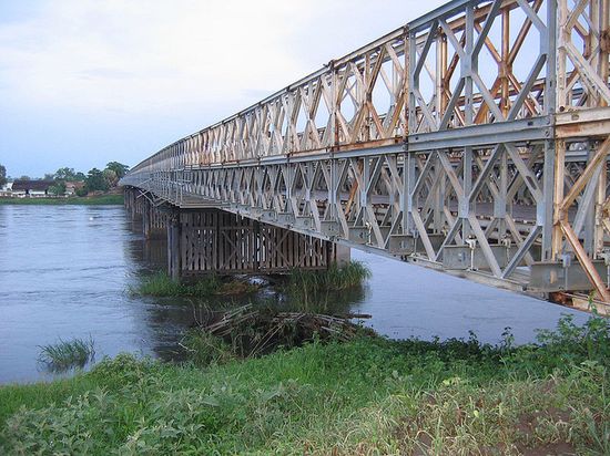 Мост в Джубе