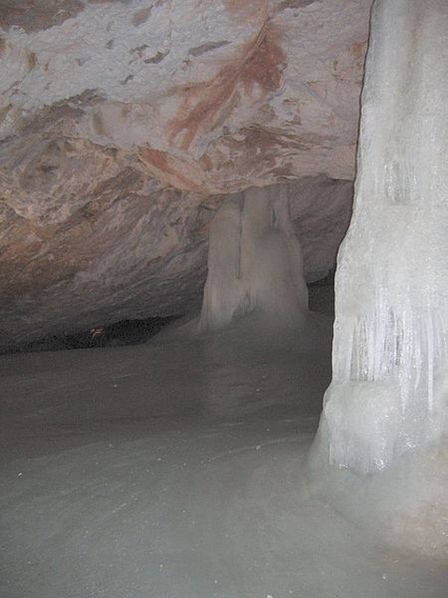 Добшинская ледяная пещера