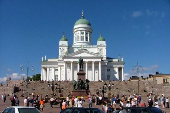 Кафедральный собор Лютеранской церкви города Хельсинки на Сенатской площади