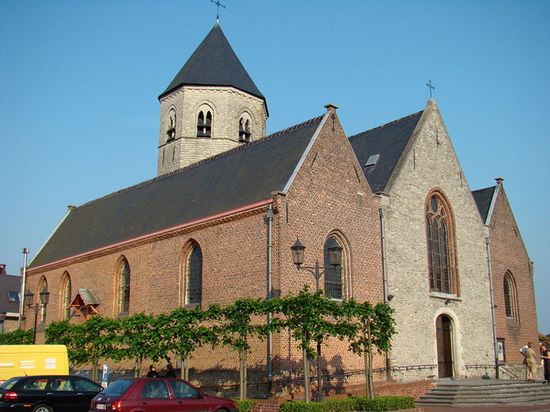 Церковь Sint-Eloois-Vijve