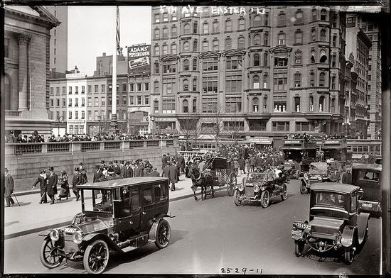 Уличное движение Нью-Йорка в 1911 году