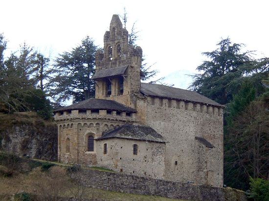 Часовня Сен-Пьер XII века