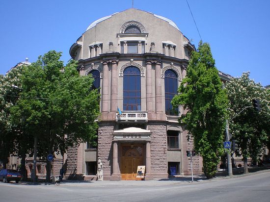 Областной краеведческий музей, бывшее здание Александровской Думы
