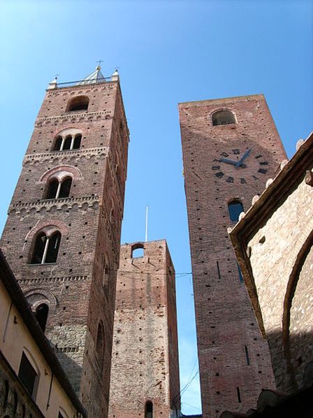 Средневековые башни Альбенги