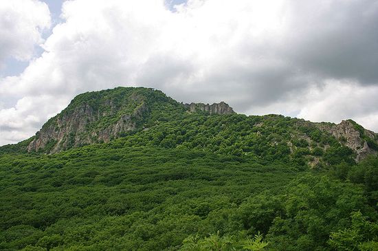 Гора Развалка. Вид с Селитряных скал