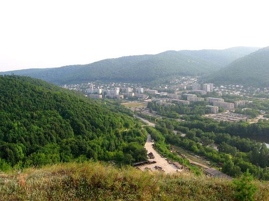Вид на посёлок Яблоневый Овраг c Лысой горы
