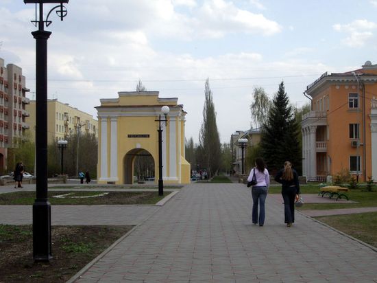 Тарские ворота (часть бывшей омской крепости)