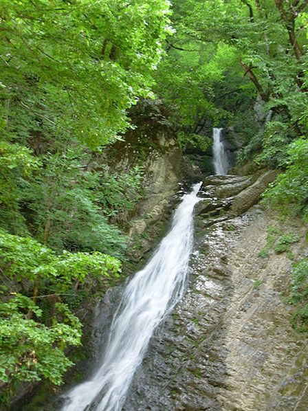 Живописные водопады Габалы
