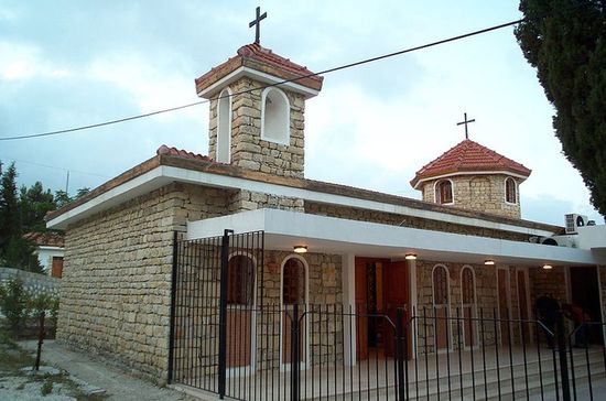 Армянская церковь в селе.