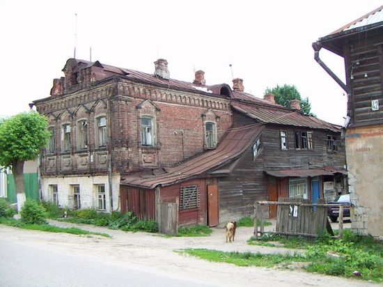 Старинный дом в Павловском Посаде (фото 2005 года)