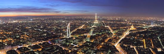 Вид на западную часть Парижа с вершины Тур Монпарнас.