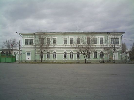 Дом купчихи Беловой, ныне — медицинское училище