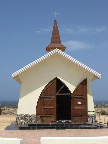 Первая церковь Арубы в Альто-Висте