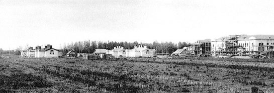 Посёлок Серёжино у строящейся больницы. Фото 1911 г.