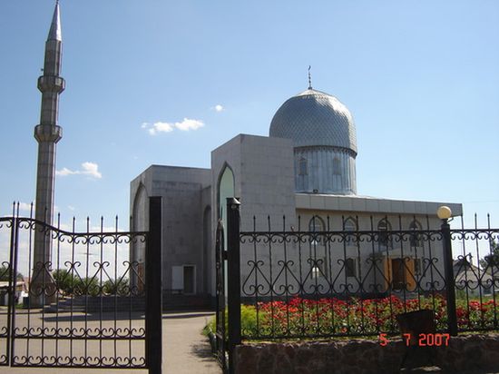 Новая мечеть в центре города