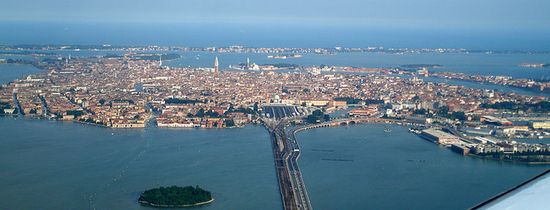 Вид на Венецию с высоты птичьего полёта