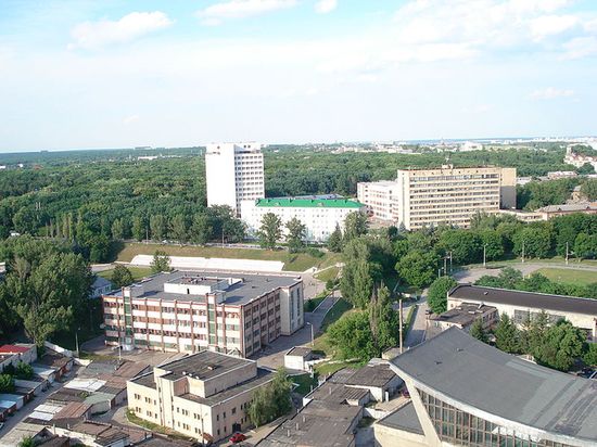 Новый корпус б. ракетного училища, стадион «Звезда» и парк Горького