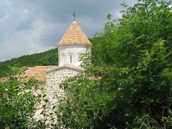 Армянский монастырь Сурб Хач (Святой Крест)