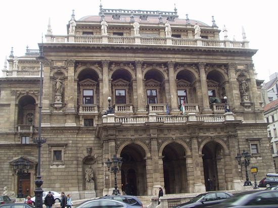 Оперный театр на проспекте Андраши. Фасад