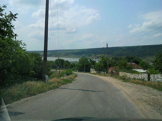 Вид на Днестр со стороны села